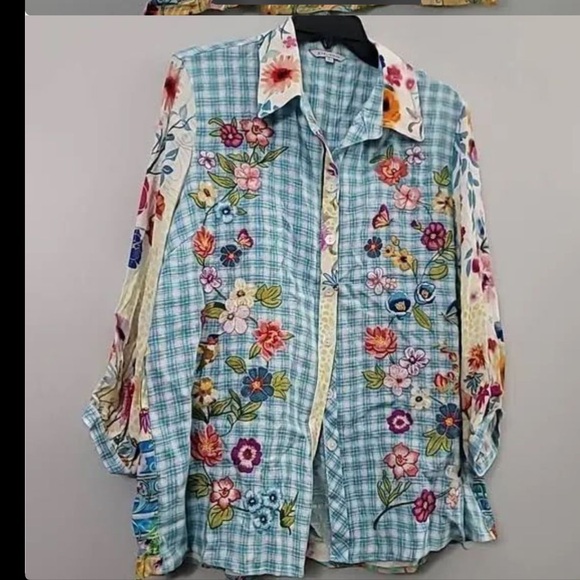 John Mark Tops - John Mark Nwt Plaid Embroidered Floral 3/4 Sleeve Button Front Top